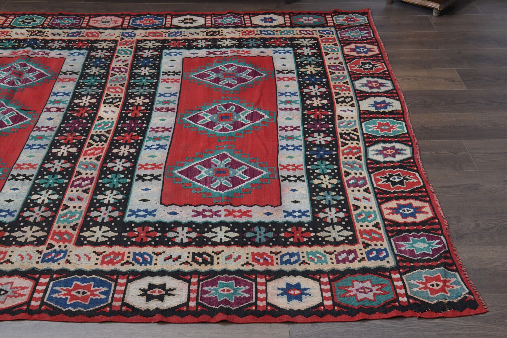 Handwoven flatweave wool kilim from Anatolia, Turkey – Ethnic Navajo Vintage Kilim Area Rug 6'9" x 10'2"