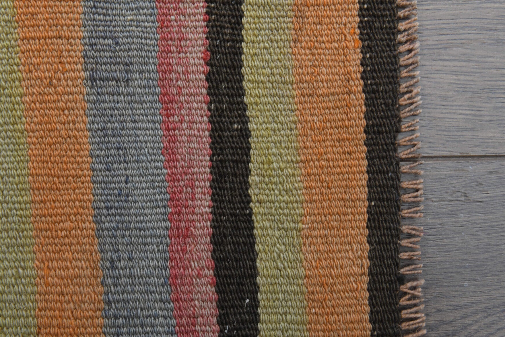 One-of-a-kind 1960s Anatolian vintage kilim rug in wool, 5'5" x 9'2"