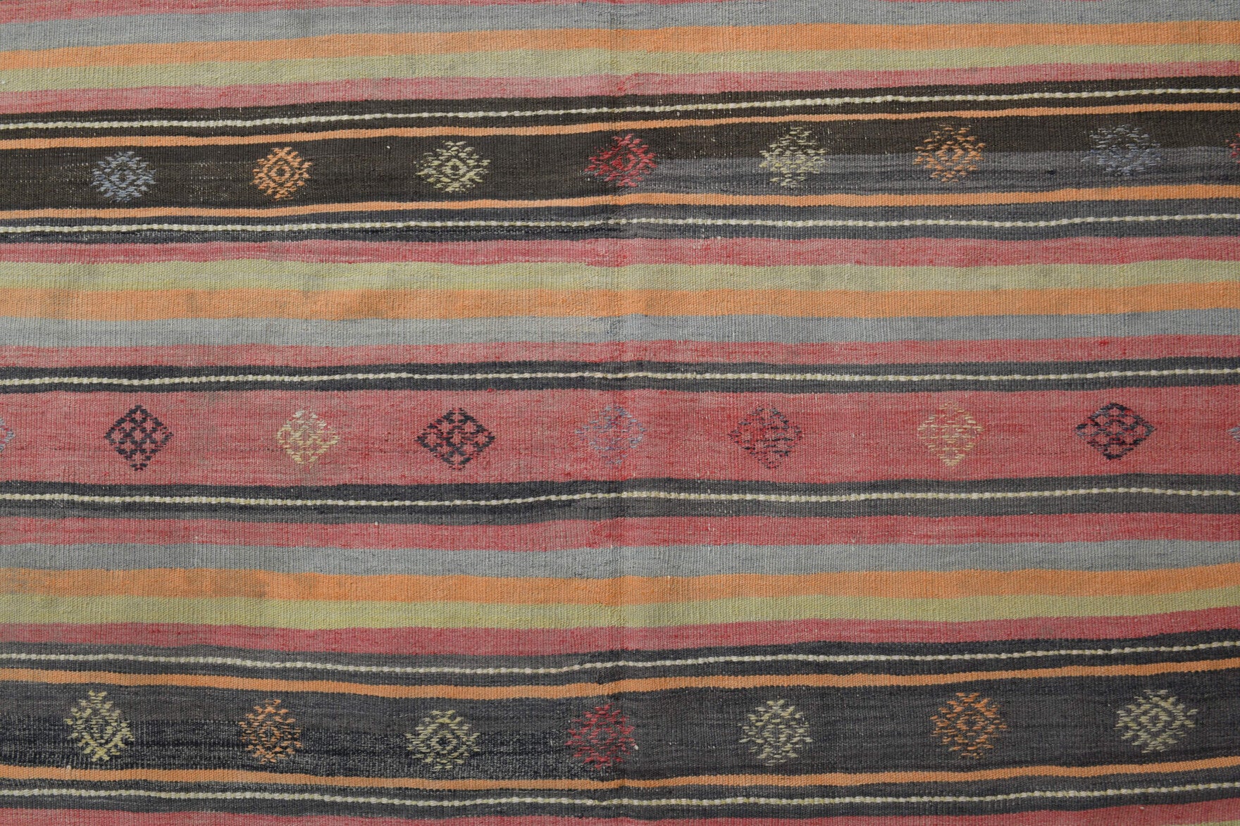 Hand-crafted Anatolian vintage kilim Aglaonassa in wool, 1960s