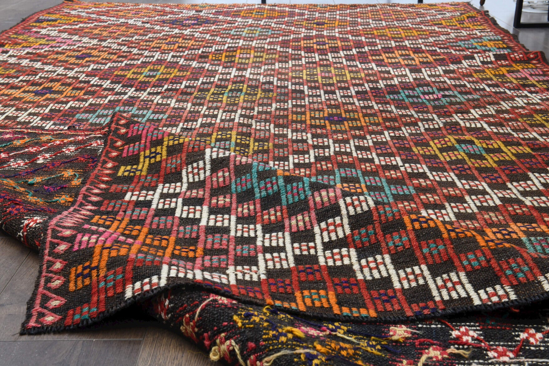 One-of-a-kind 1960s Anatolian vintage kilim rug in wool, 5'8" x 10'6"