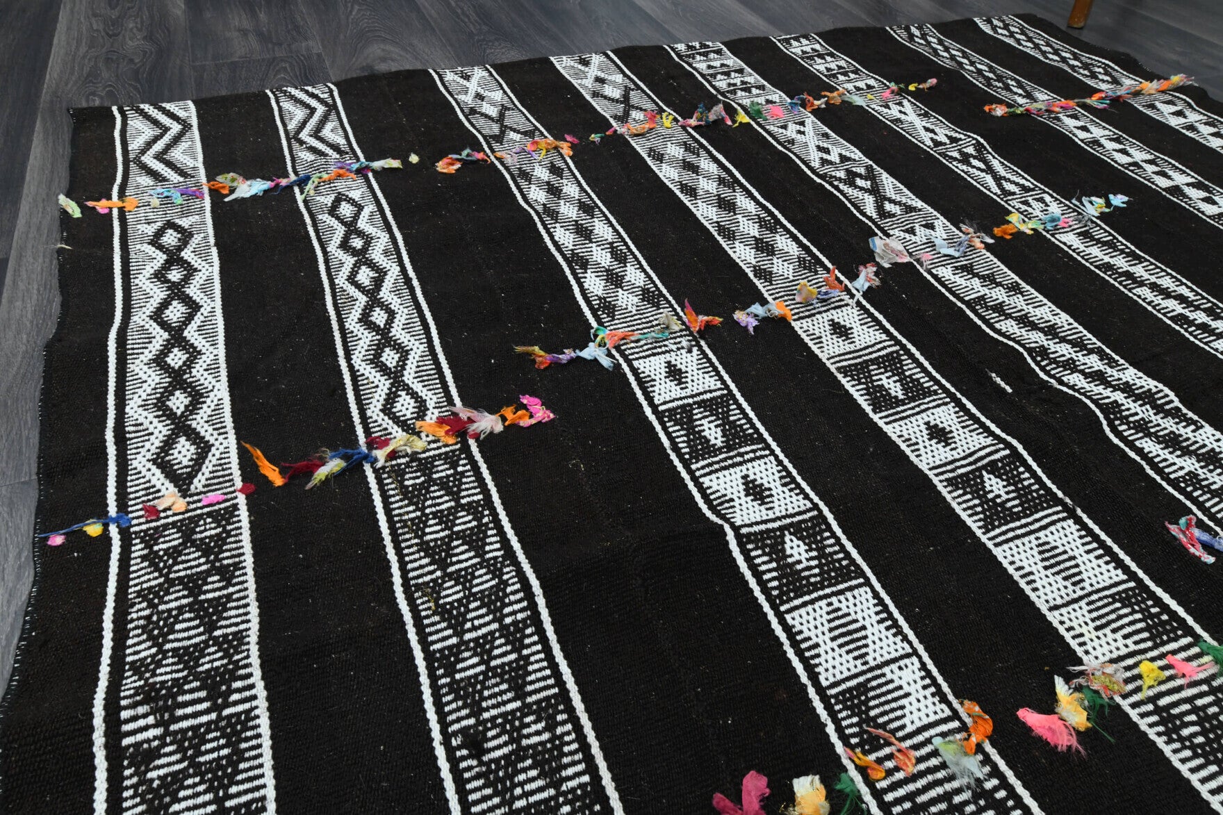 One-of-a-kind 1960s Anatolian vintage kilim rug in wool, 5'7" x 6'3"