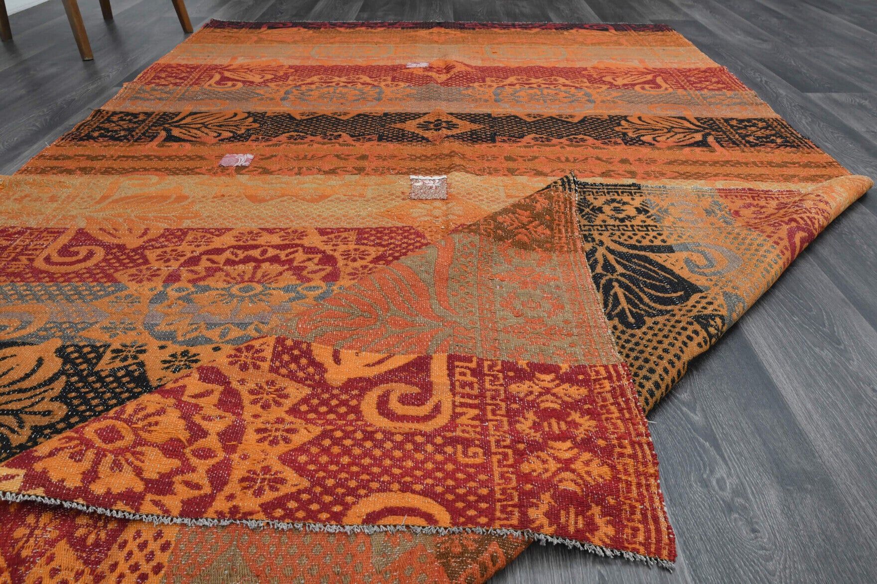 Authentic Anatolian vintage kilim rug (1960s) with tribal design – one-of-a-kind at Fame Rugs
