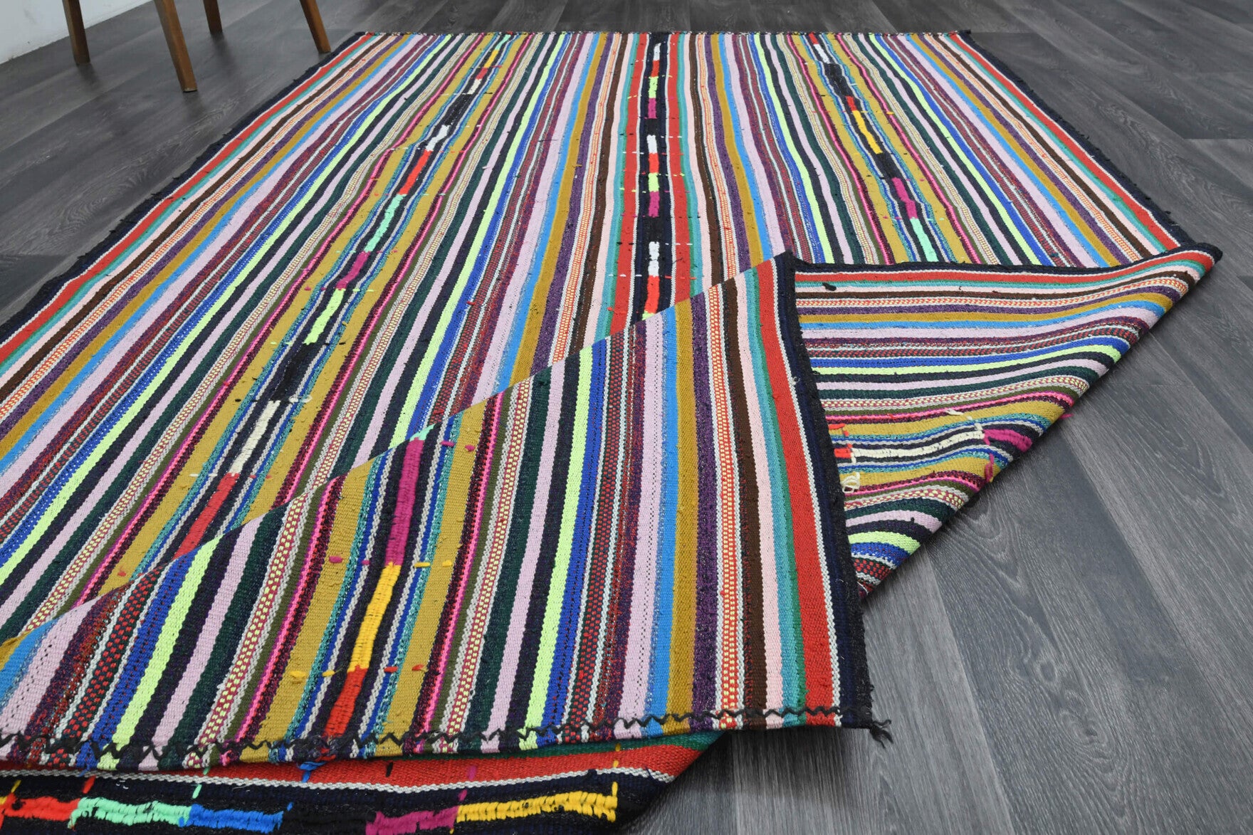 Authentic Anatolian vintage kilim rug (1960s) with striped design – one-of-a-kind at Fame Rugs