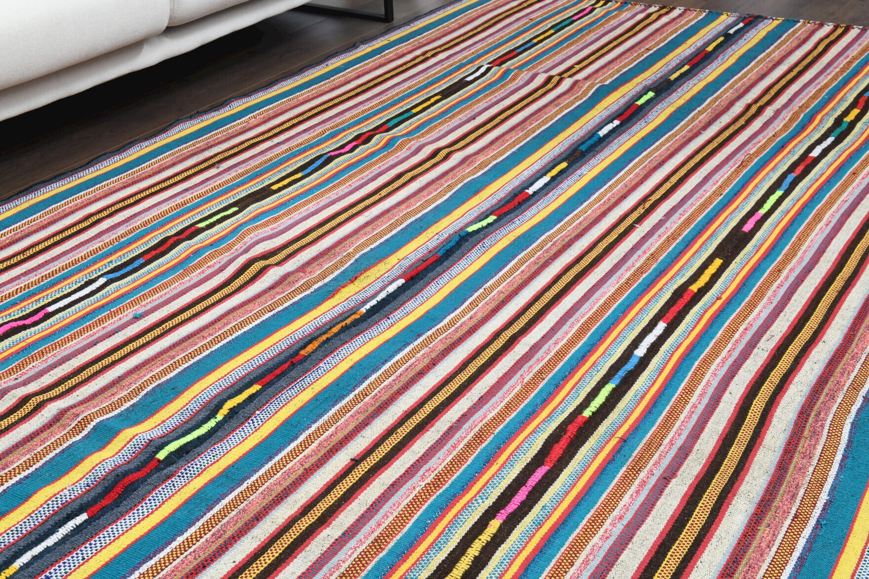 Handwoven flatweave wool kilim from Anatolia, Turkey – Turkish Striped Area Rug 5'11" x 9'9"
