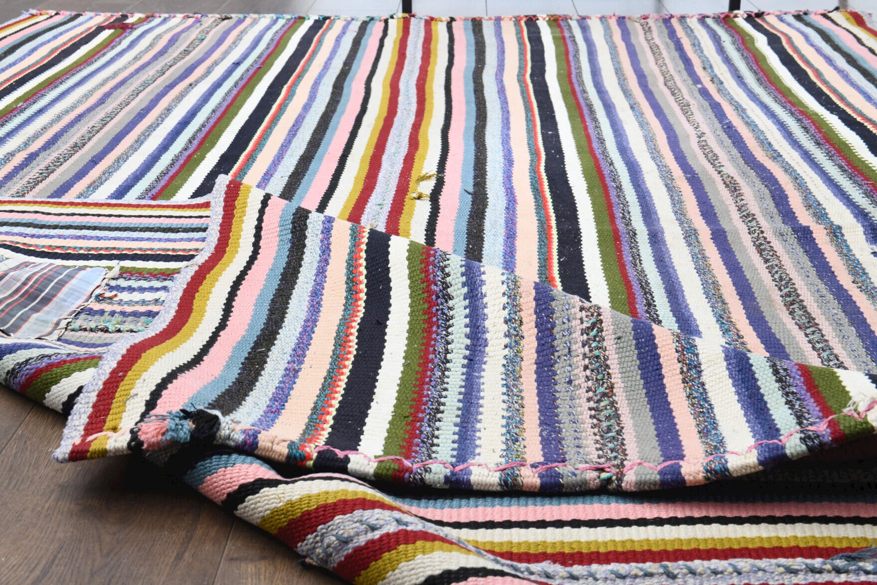 One-of-a-kind 1960s Anatolian vintage kilim rug in wool, 5'7" x 8'6"