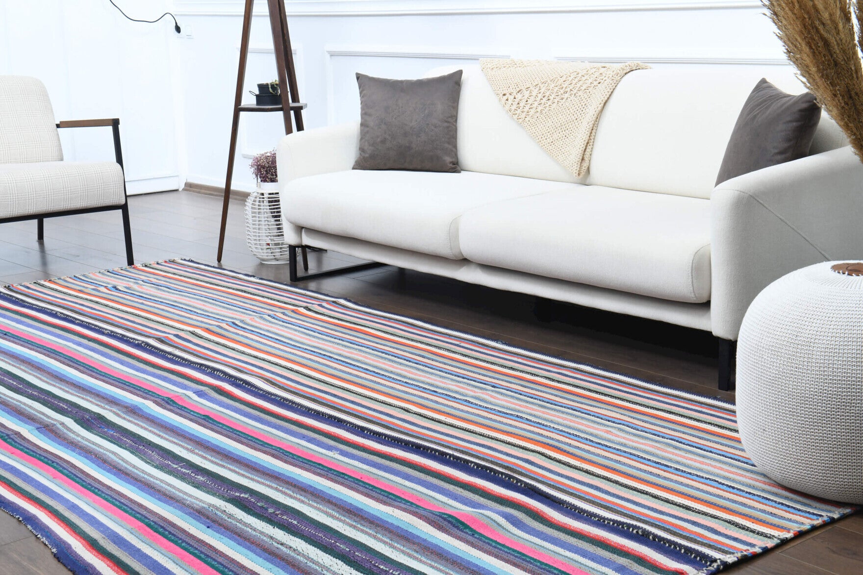 Authentic Anatolian vintage kilim rug (1960s) with striped design – one-of-a-kind at Fame Rugs