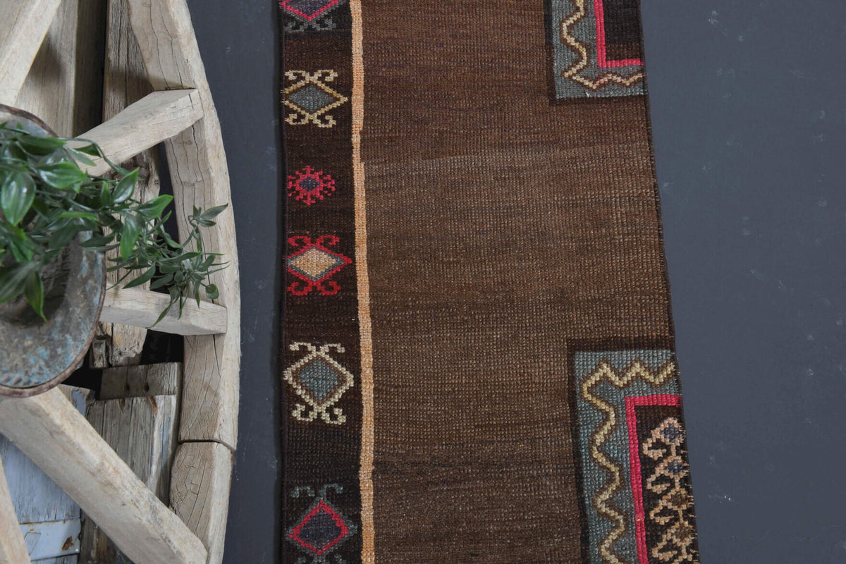 Authentic Anatolian vintage kilim runner rug (1970s) with ikat design – one-of-a-kind at Fame Rugs