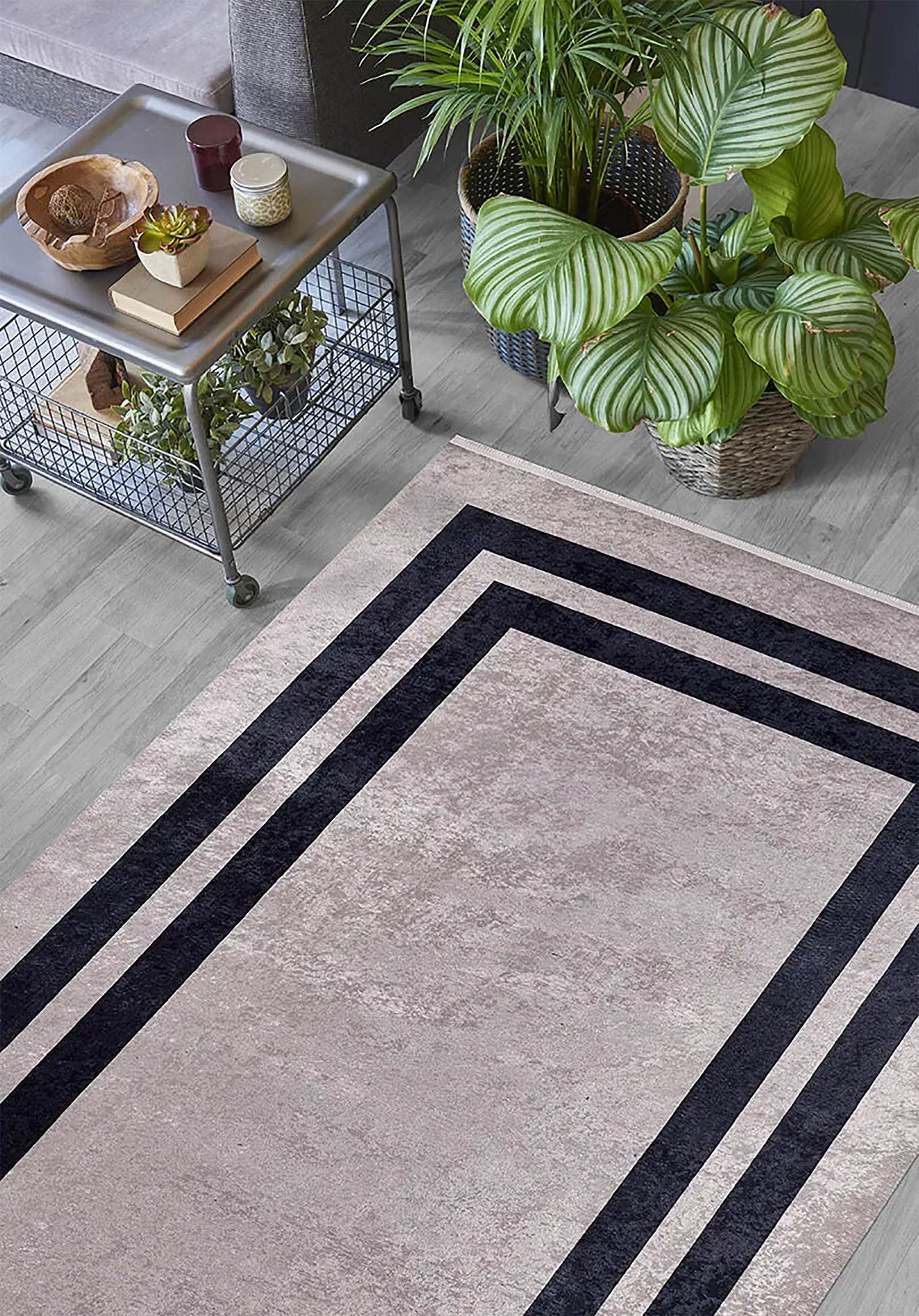 Hailey Geometric Design Luxury Rug