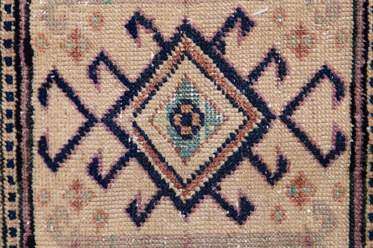 Handmade wool rug from Anatolia, Turkey – Ikat Design Anatolian Area Rug 3'7" x 5'7"