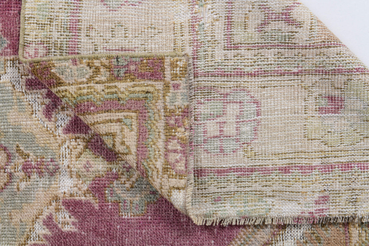 Authentic Anatolian vintage area rug (1970s) with oriental design – one-of-a-kind at Fame Rugs