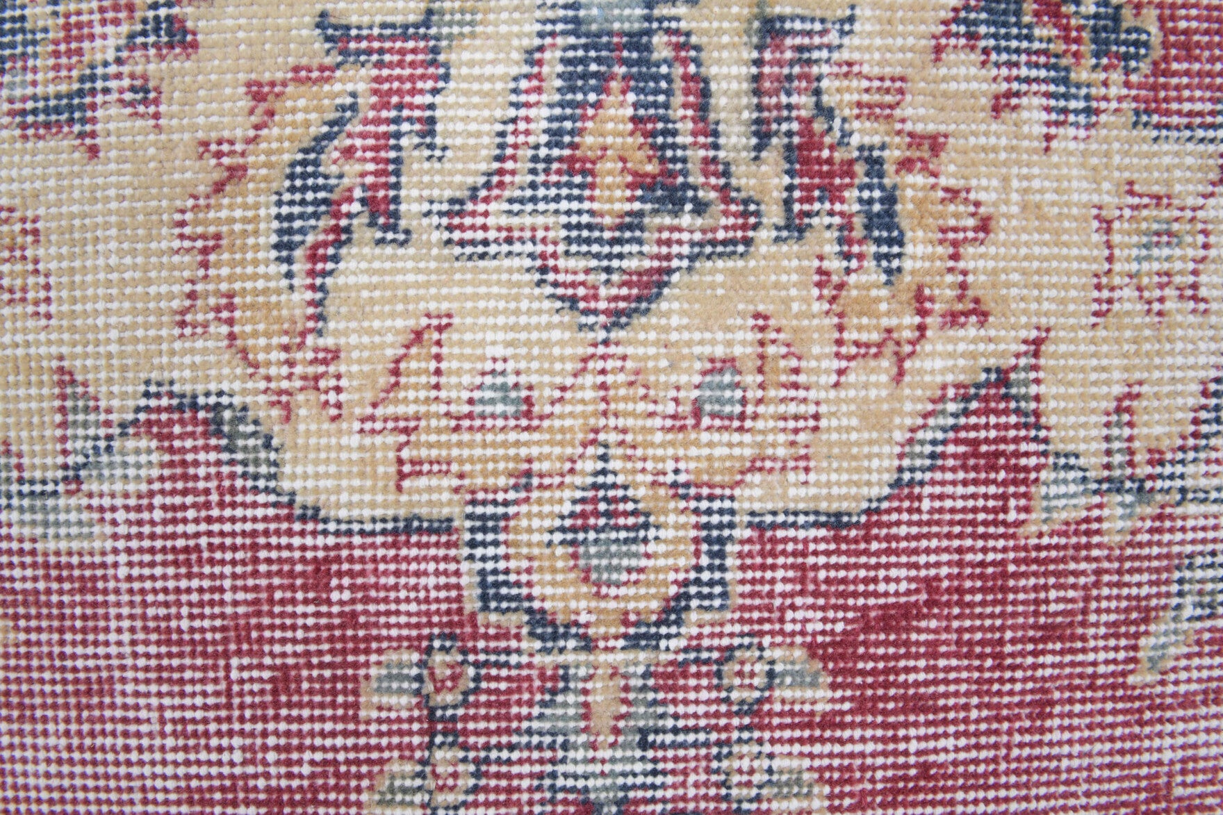 Irmakperi rug: 1970s handmade Anatolian rug with oriental motifs and cotton backing