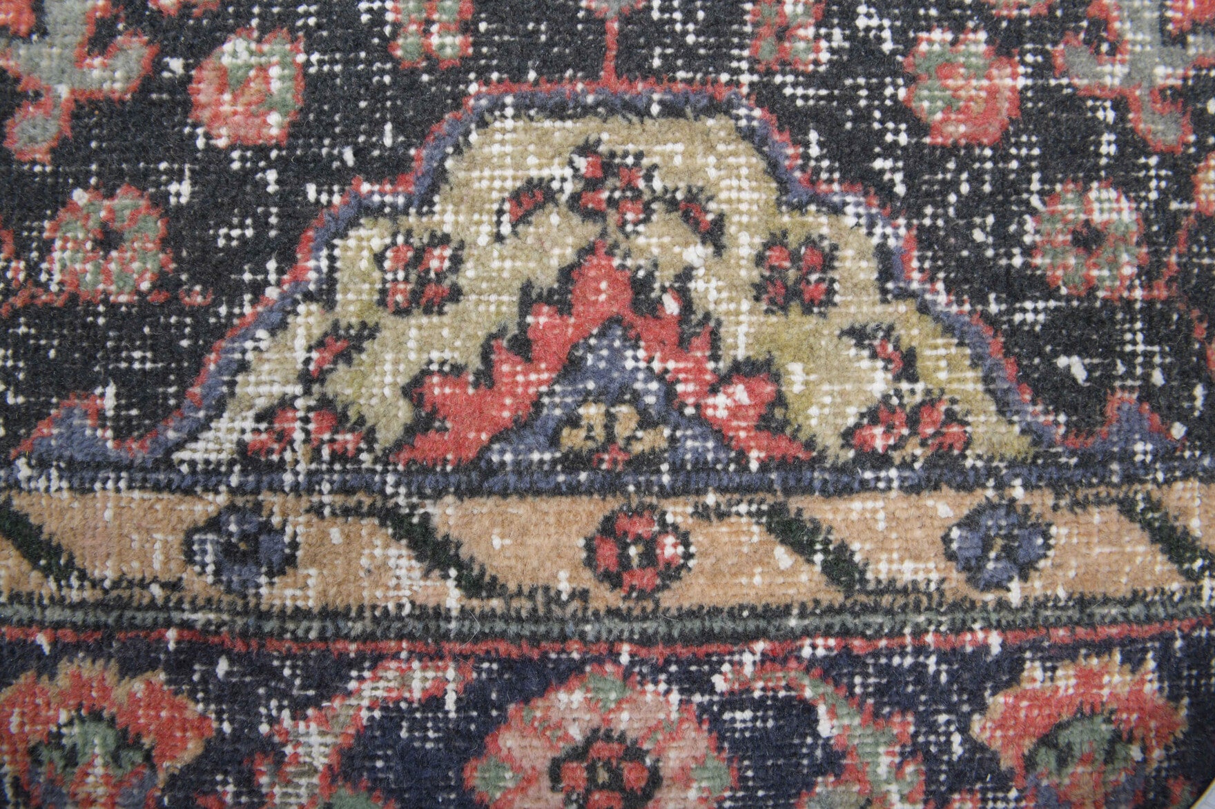 Authentic Anatolian vintage runner rug (1970s) with oriental design – one-of-a-kind at Fame Rugs