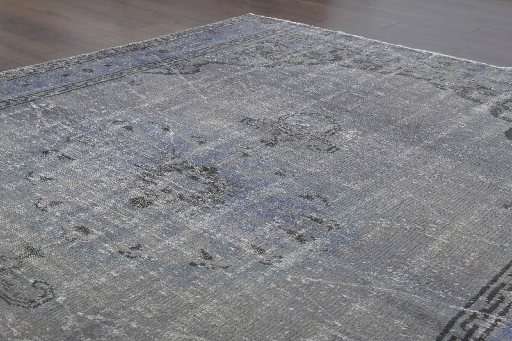 Handmade wool rug from Anatolia, Turkey – Muted Vintage Area Anatolian Rug 6'3" x 9'3"