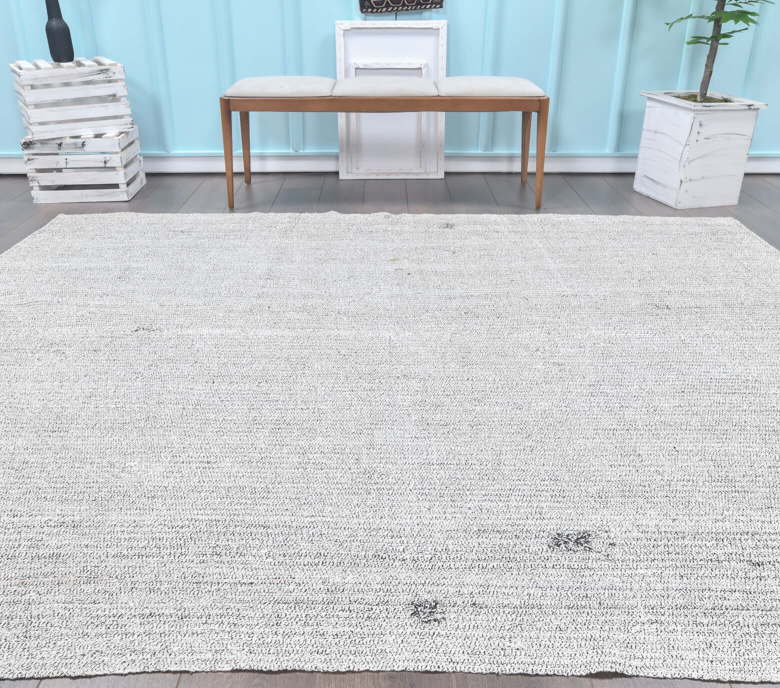 Handwoven flatweave wool kilim from Anatolia, Turkey – Vintage Kilim Area Rug 7'5" x 8'11"