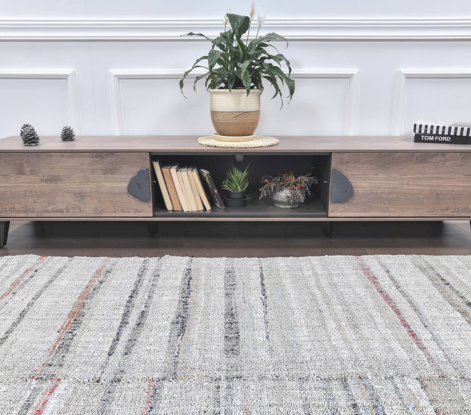 One-of-a-kind 1970s Anatolian vintage kilim rug in wool, 5'9" x 8'4"