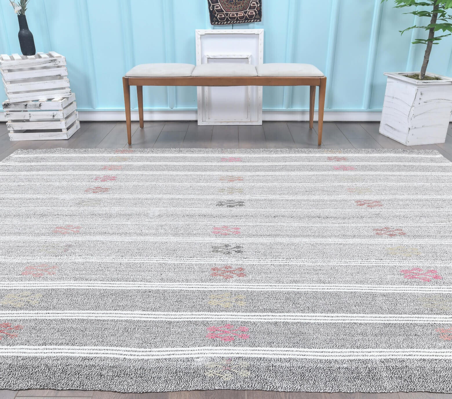Vintage Gray Kilim Rug