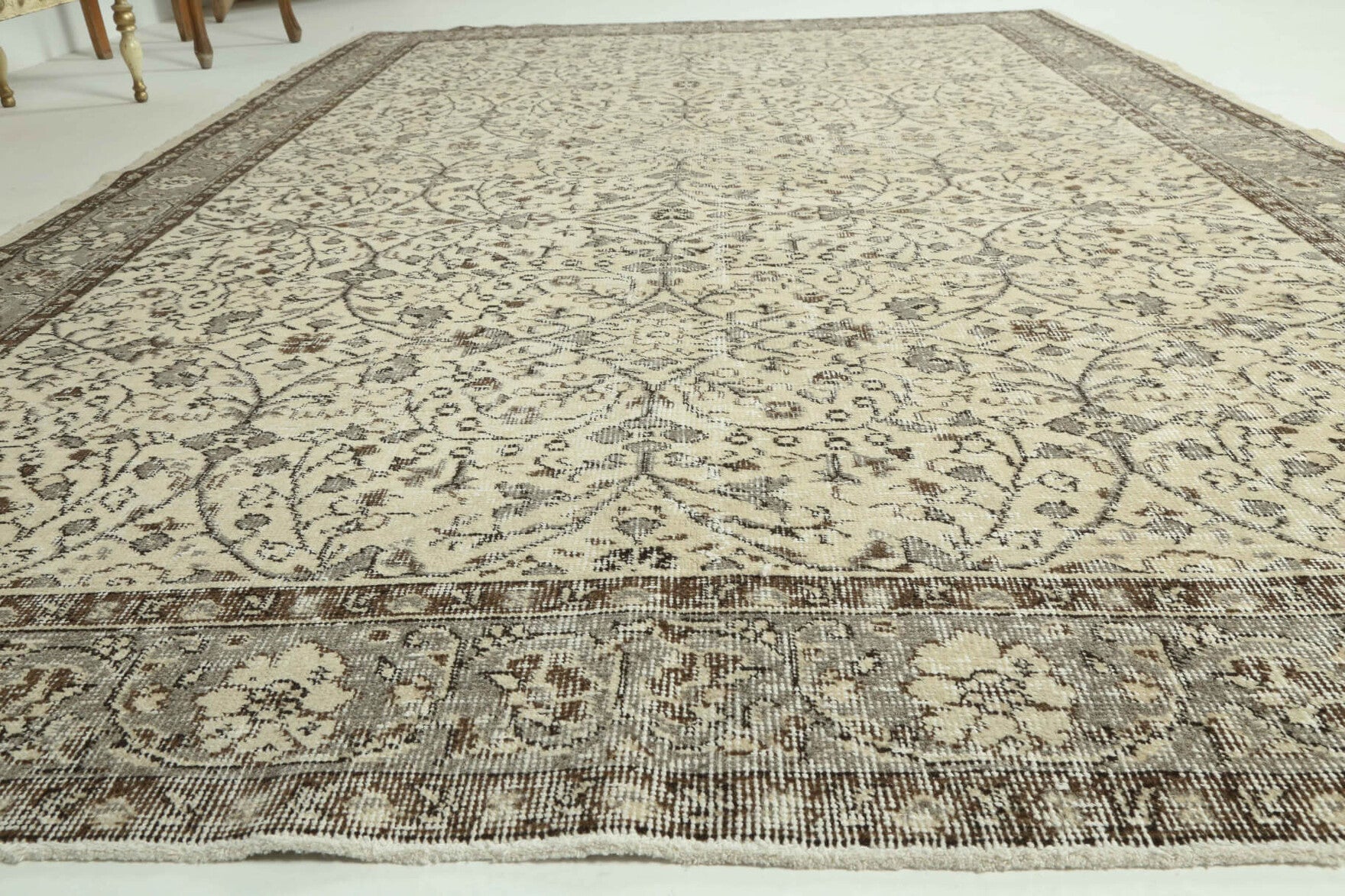 190x295 cm vintage Anatolian area rug – Berrakruh, low pile, wool