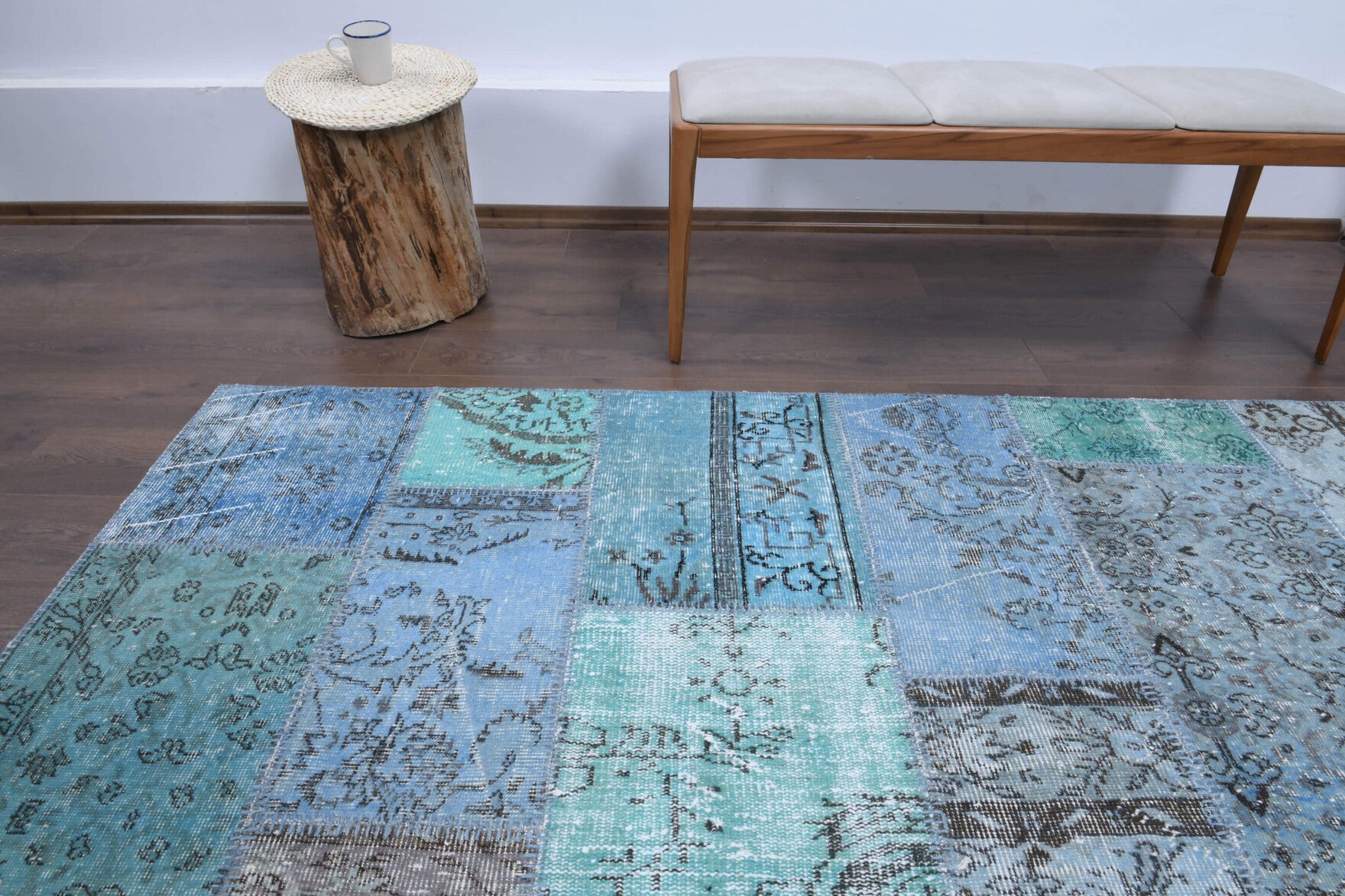 Ani – vintage floral rug for living room or bedroom, 8'3" x 9'10" (252x299 cm)