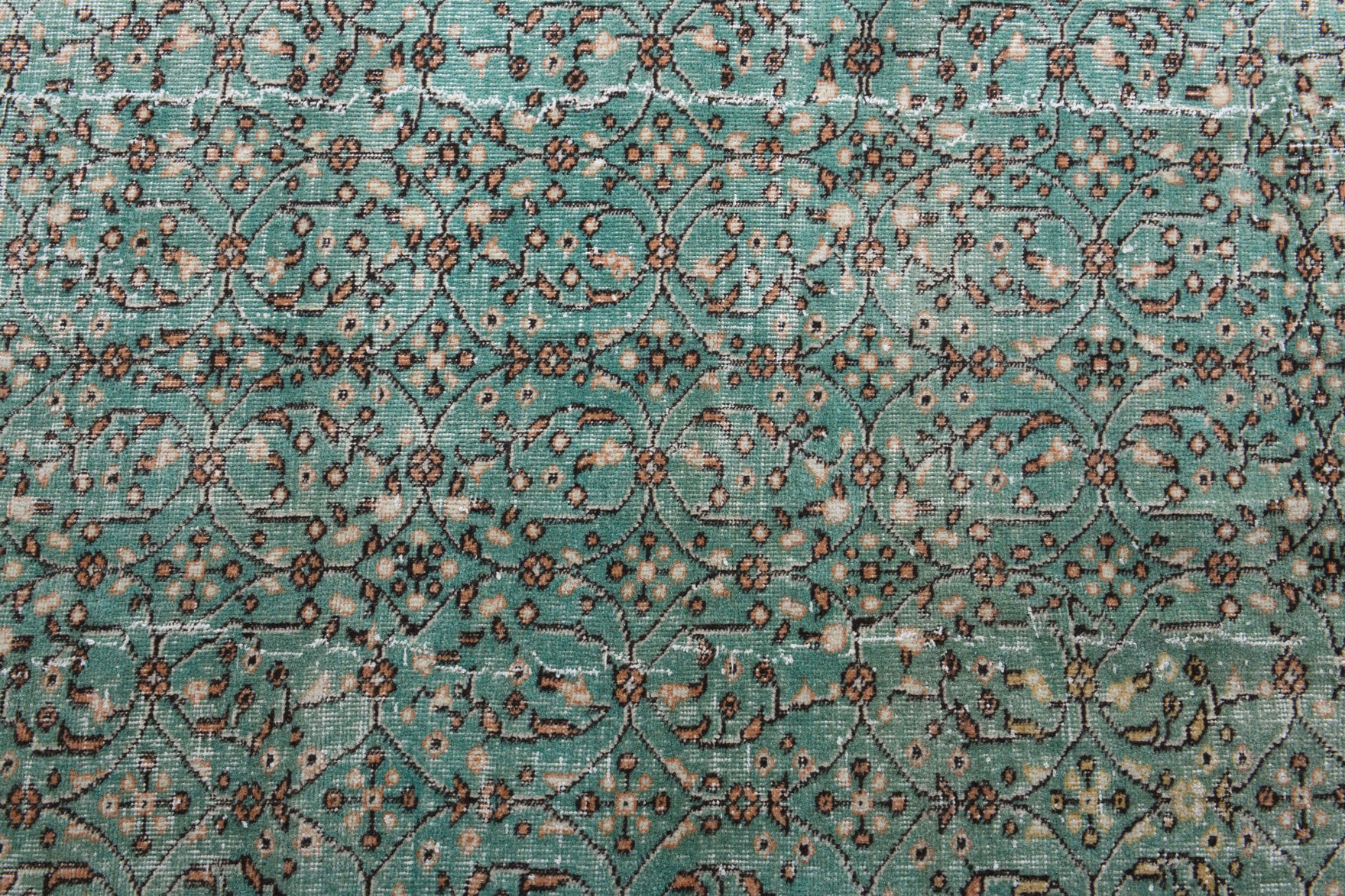 Authentic Anatolian vintage area rug (1970s) with floral design – one-of-a-kind at Fame Rugs
