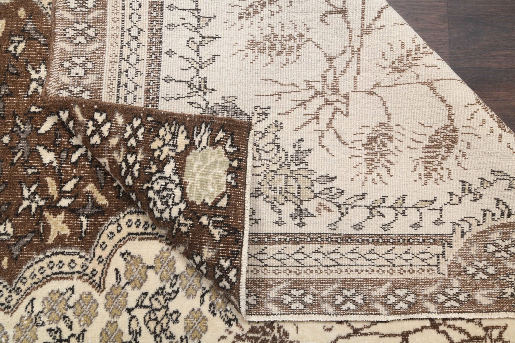 175x275 cm vintage Anatolian area rug – Argyrocharis, low pile, wool