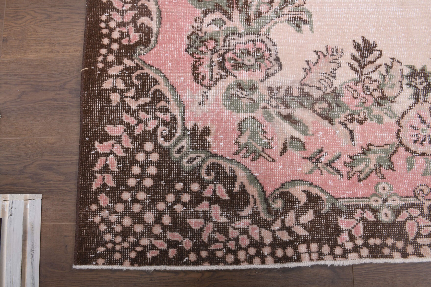 One-of-a-kind 1970s Anatolian vintage area rug in wool, 5'8" x 9'7"