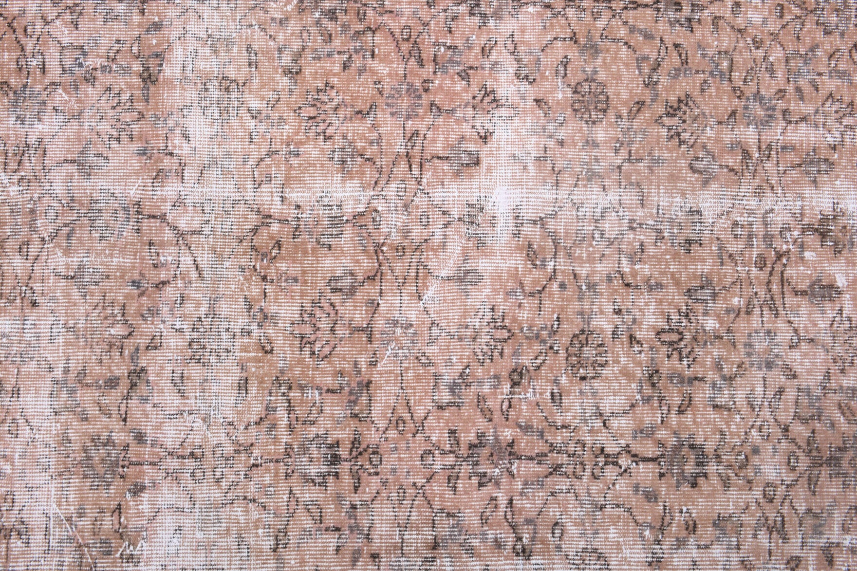 Ambrorhoe rug: 1970s handmade Anatolian rug with floral motifs and cotton backing
