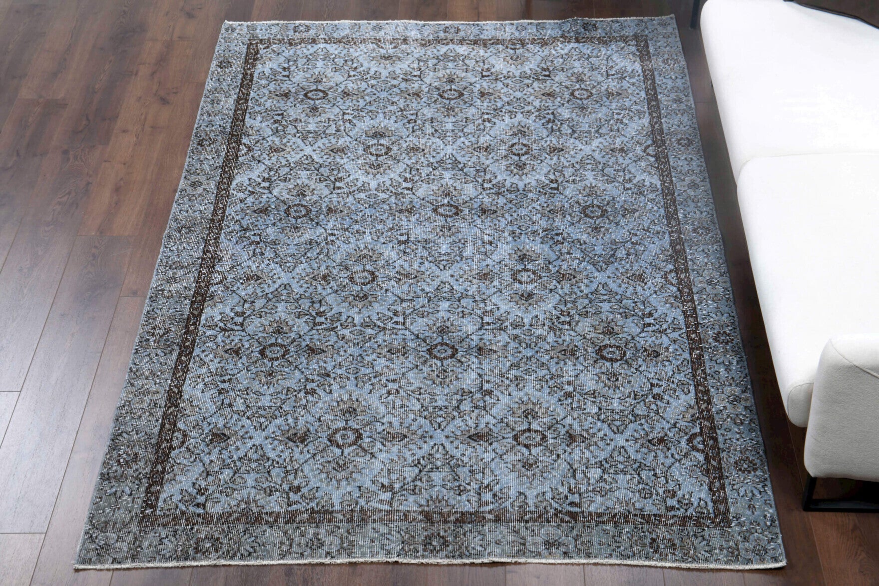 Authentic Anatolian vintage area rug (1970s) with floral design – one-of-a-kind at Fame Rugs