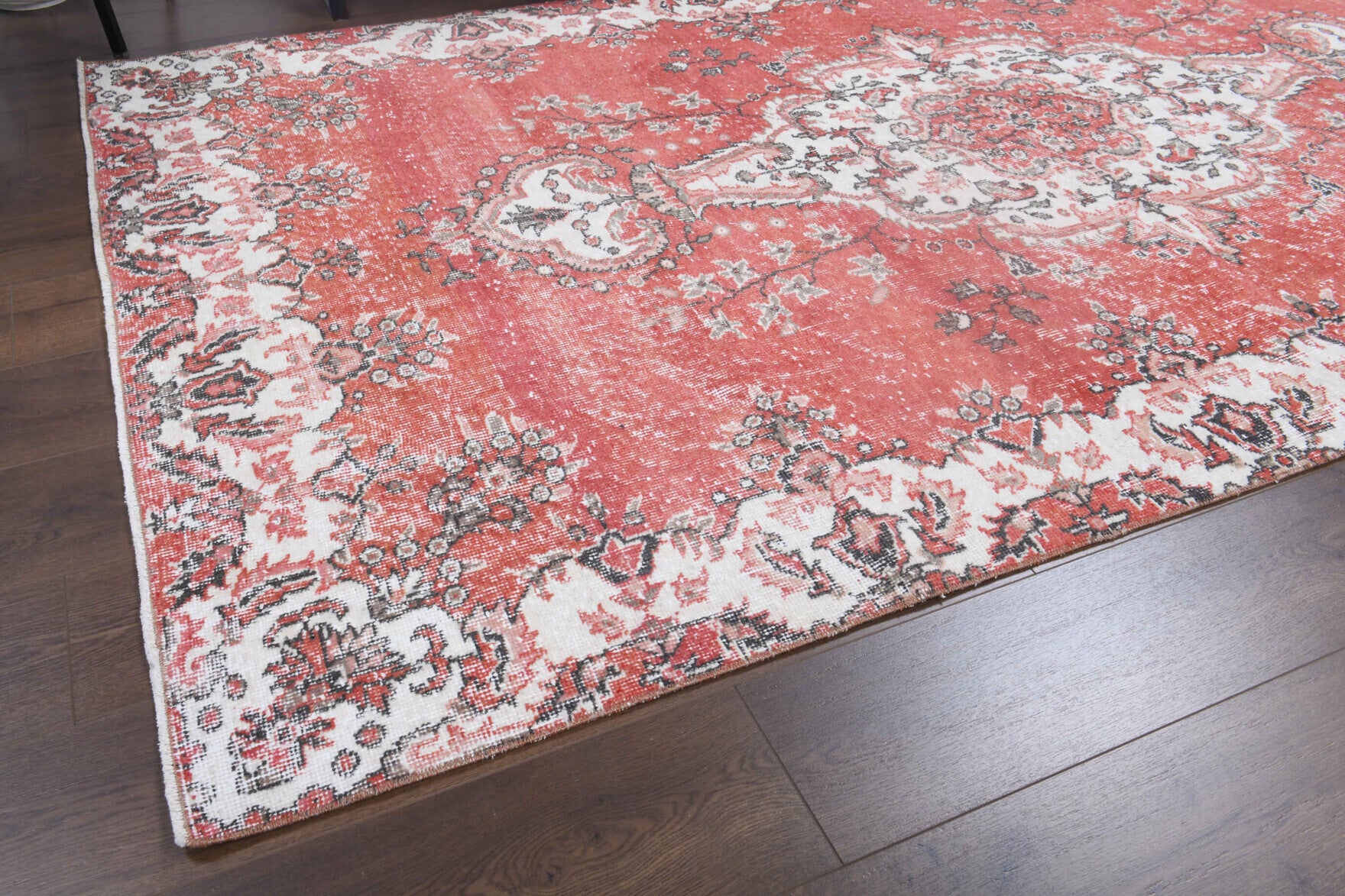 One-of-a-kind 1970s Anatolian vintage area rug in wool, 5'4" x 9'2"