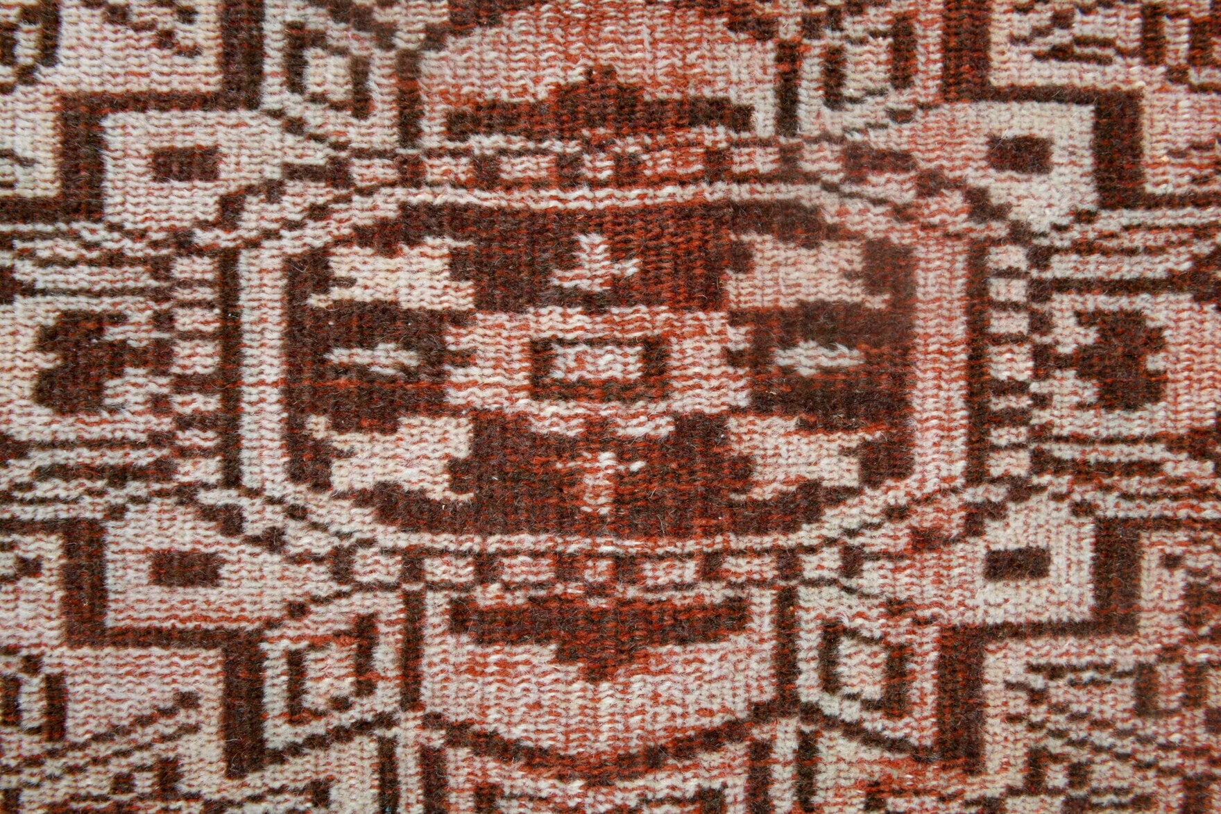 181x255 cm vintage Persian area rug – Silaperver, low pile, wool