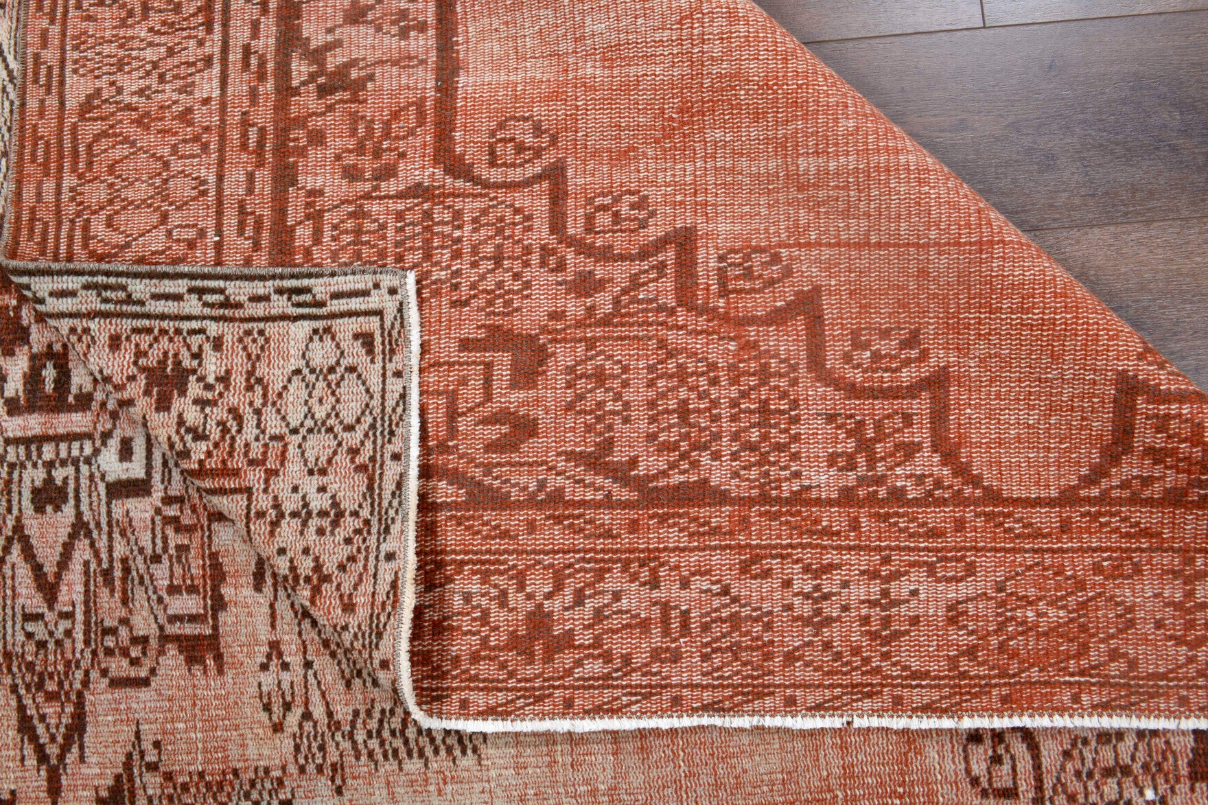 Handmade wool rug from the Persian region – Persian Vintage Area Rug 5'11" x 8'4"