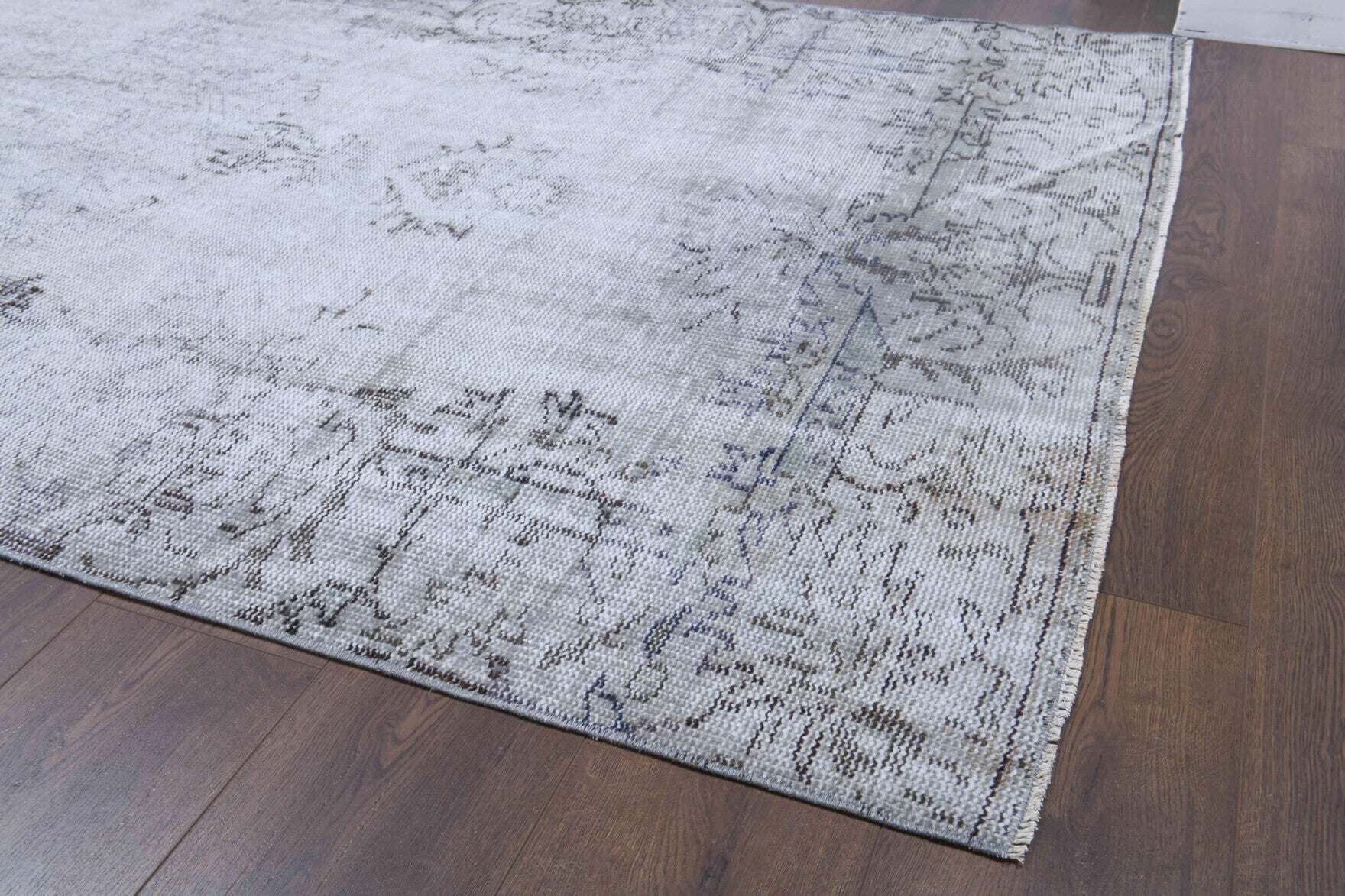 Handmade wool rug from Anatolia, Turkey – Antique Turkish Area Rug 4'4" x 8'10"