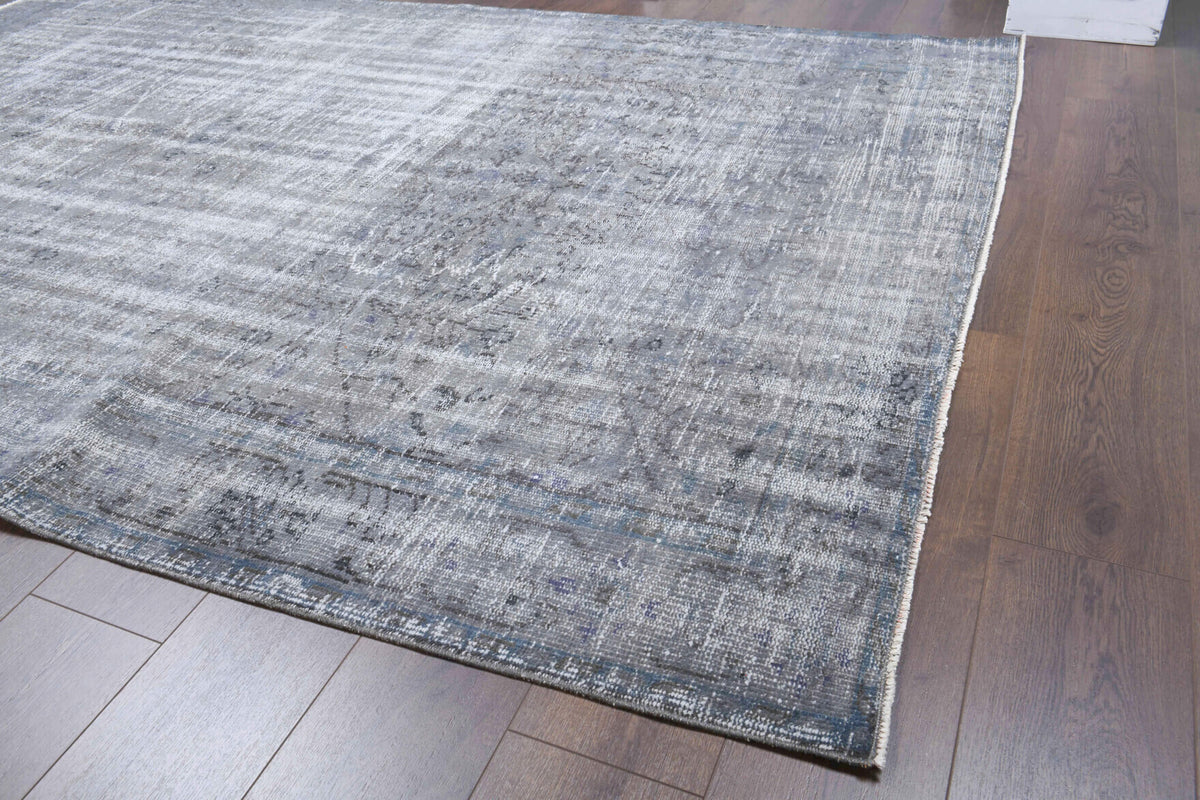 Handmade wool rug from Anatolia, Turkey – Vintage Turkish Area Anatolian Rug 6' x 9'2"