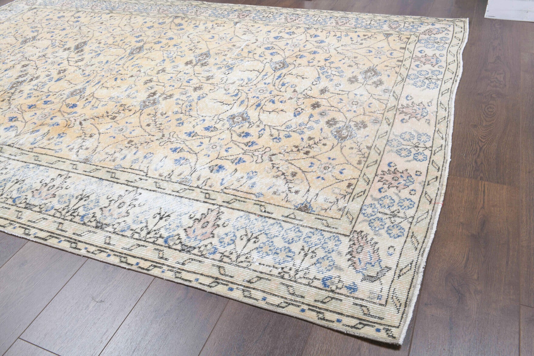 One-of-a-kind 1970s Anatolian vintage area rug in wool, 5'6" x 8'4"