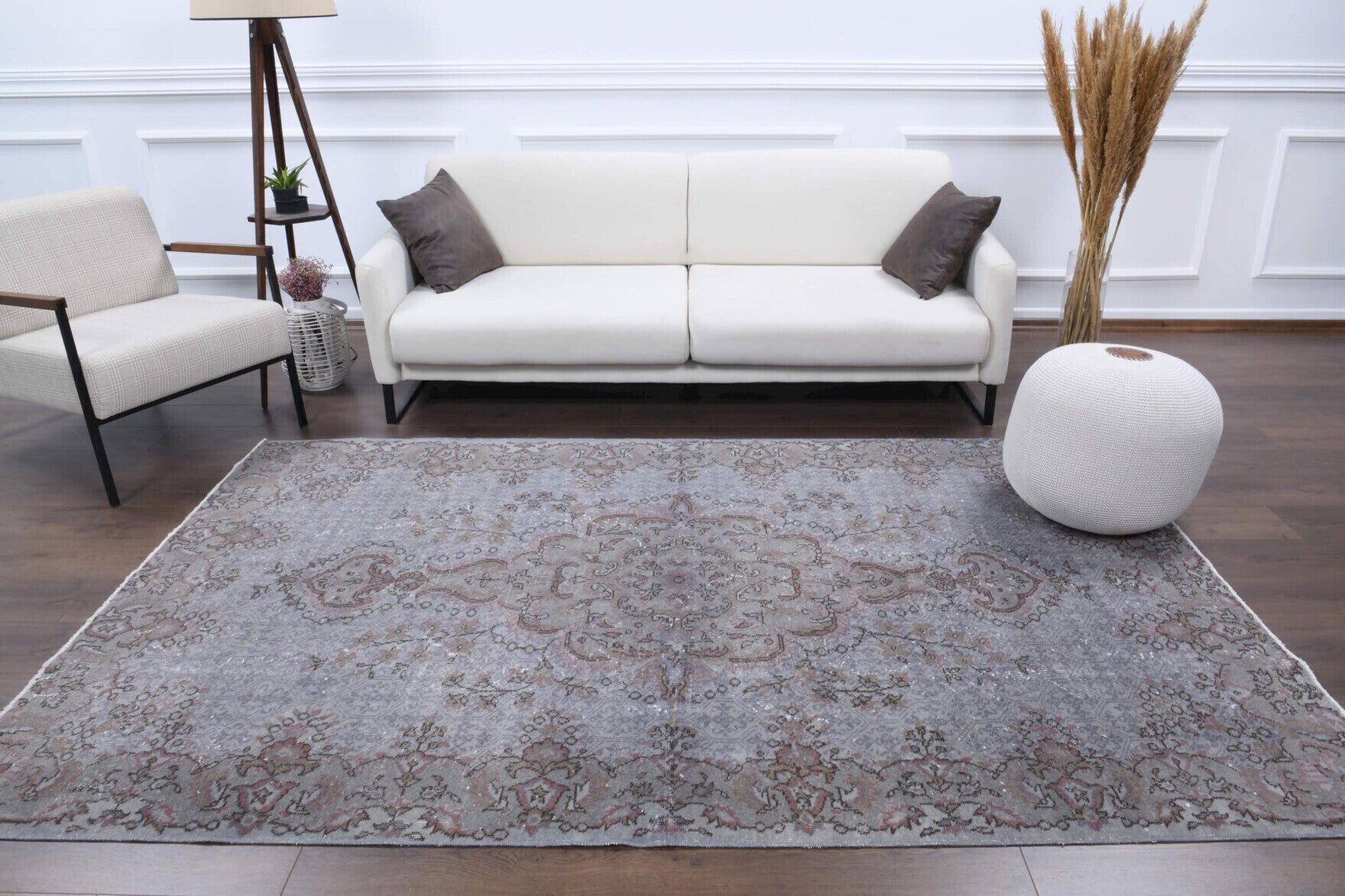 Vintage Oriental Area Rug - 28604