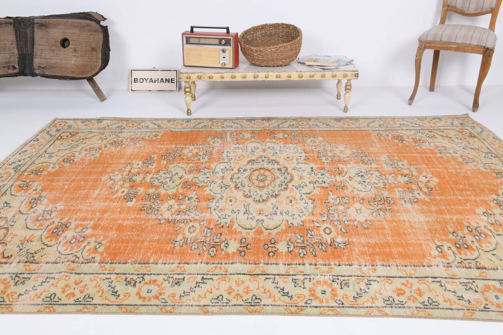 Nevdeniz rug: 1970s handmade Anatolian rug with medallion motifs and cotton backing