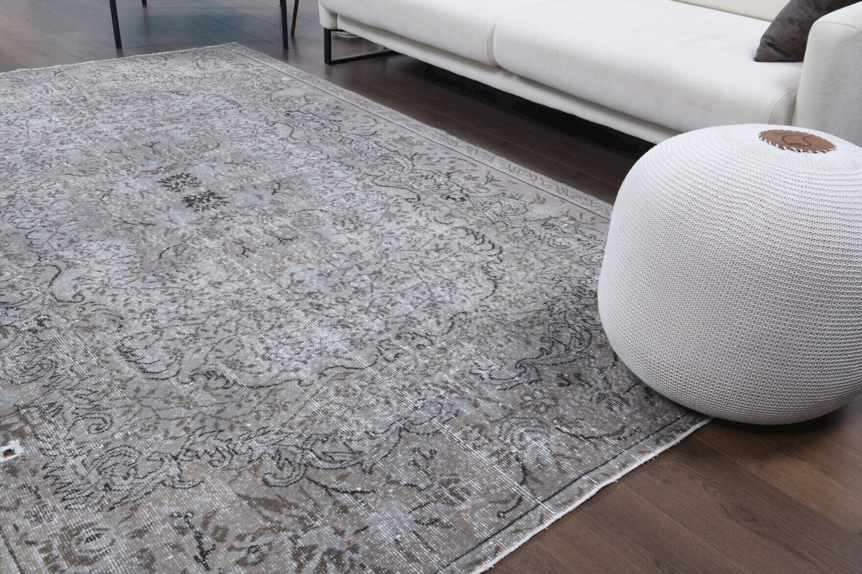 One-of-a-kind 1970s Anatolian vintage area rug in wool, 5'10" x 9'1"