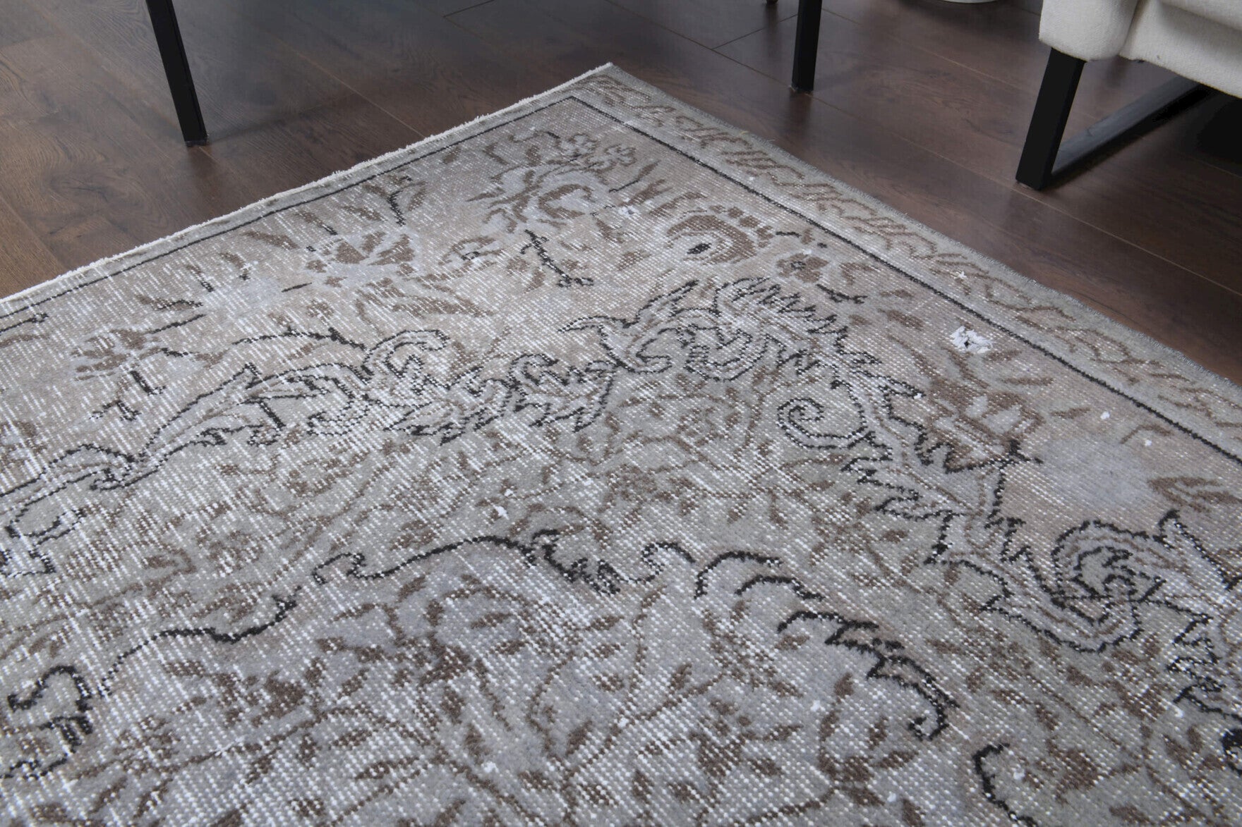 177x276 cm vintage Anatolian area rug – Nephemelpe, low pile, wool