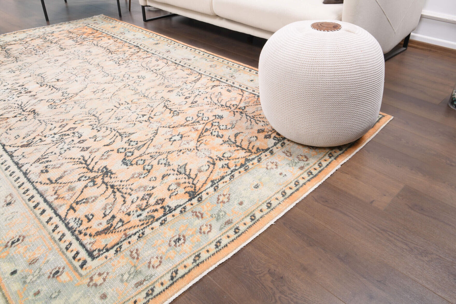 One-of-a-kind 1970s Turkish vintage area rug in wool, 5'7" x 9'4"
