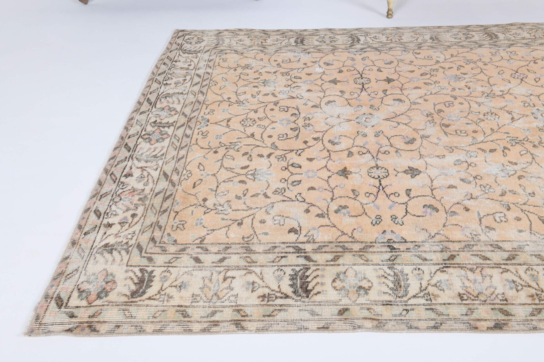 One-of-a-kind 1970s Anatolian vintage area rug in wool, 5'10" x 9'8"