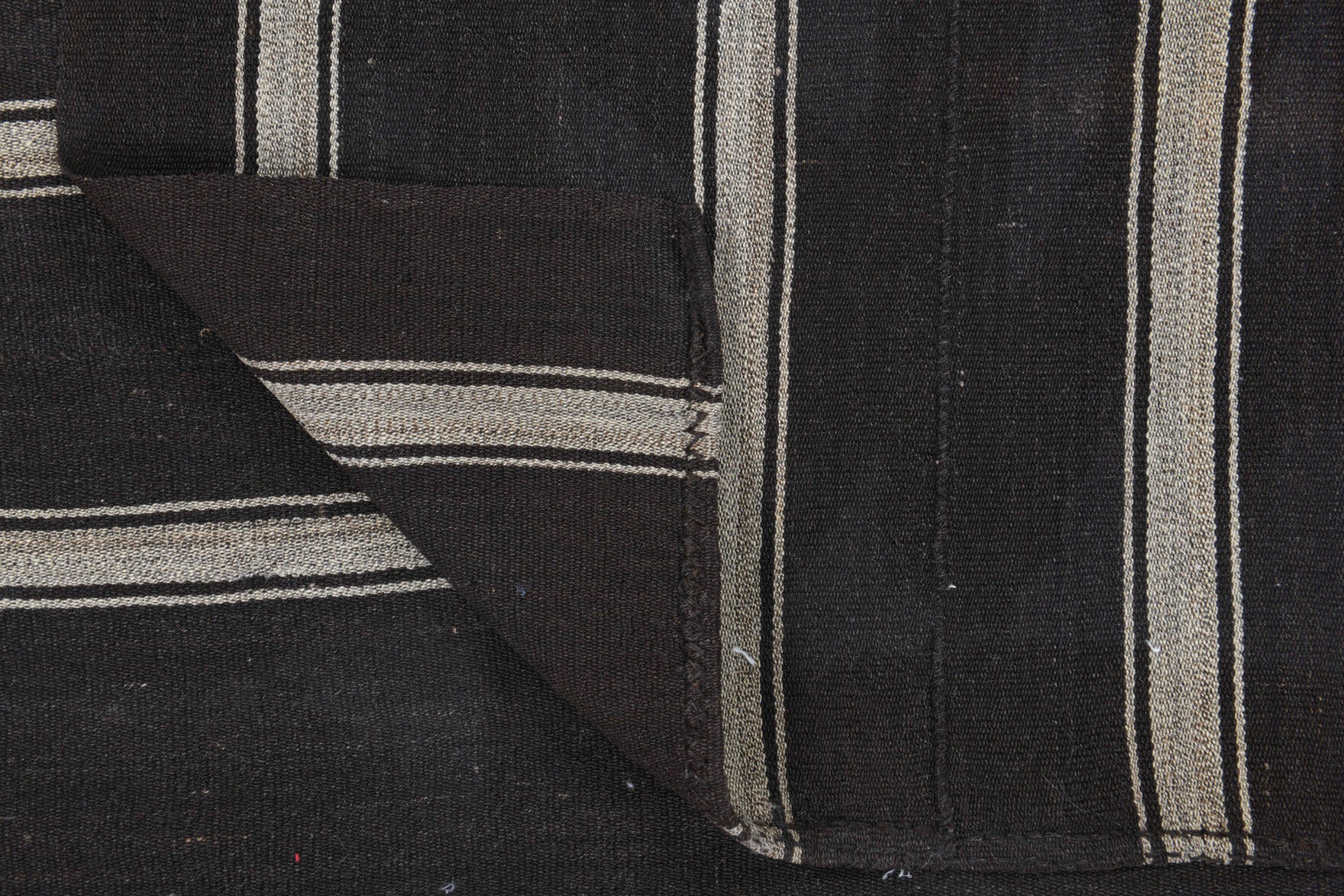 Authentic Anatolian vintage kilim rug (1960s) with striped design – one-of-a-kind at Fame Rugs