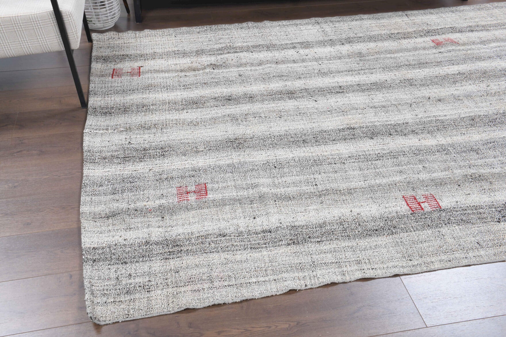 Sedanurpeyker kilim: 1960s handwoven flatweave Anatolian kilim with striped motifs