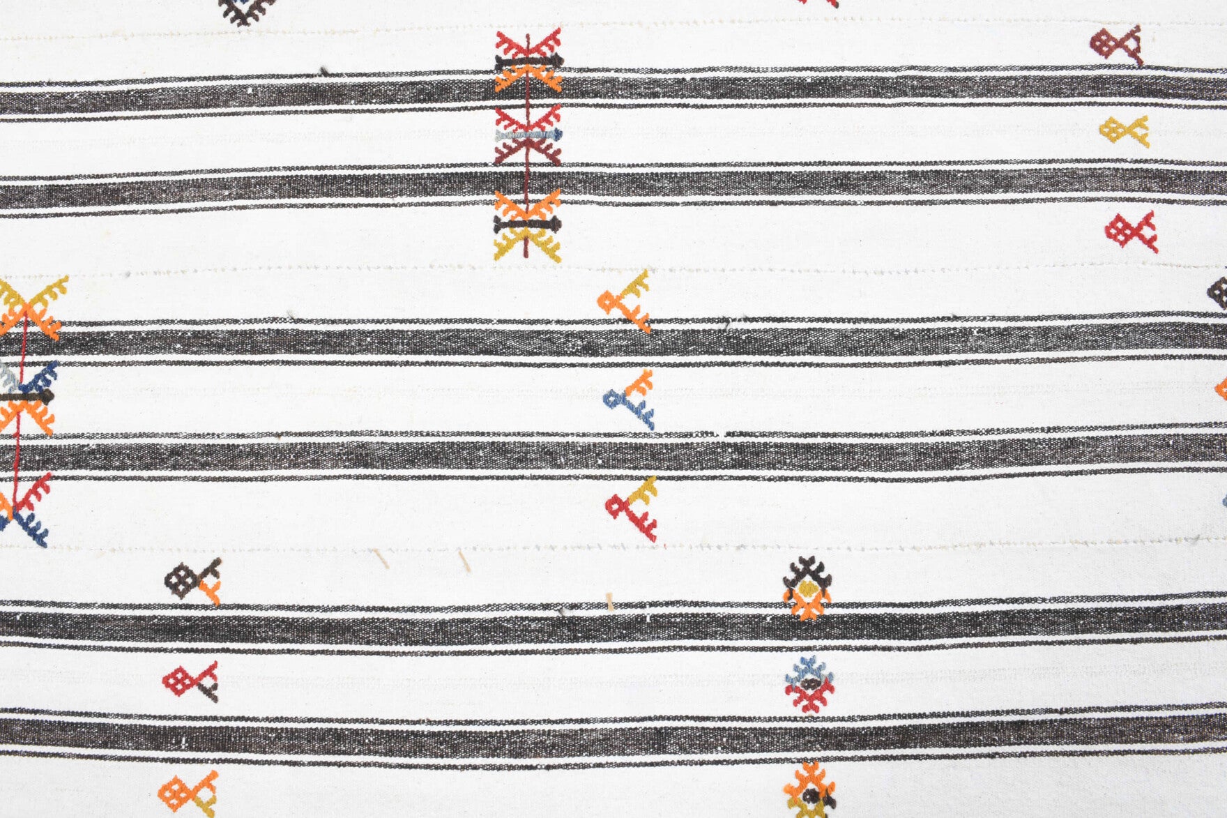 Sedanurkusa kilim: 1960s handwoven flatweave Anatolian kilim with striped motifs