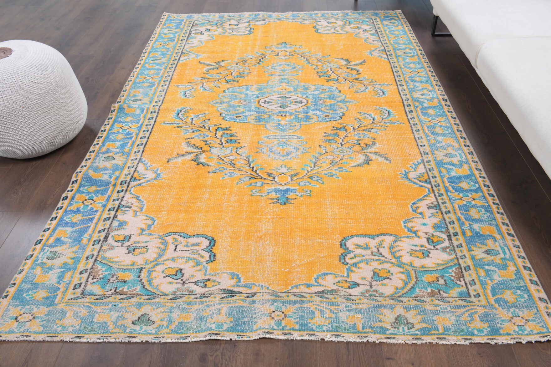 One-of-a-kind 1970s Anatolian vintage area rug in wool, 5'10" x 9'1"