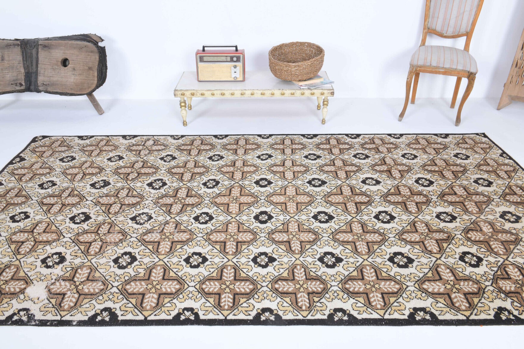 One-of-a-kind 1970s Anatolian vintage area rug in wool, 5'2" x 9'10"