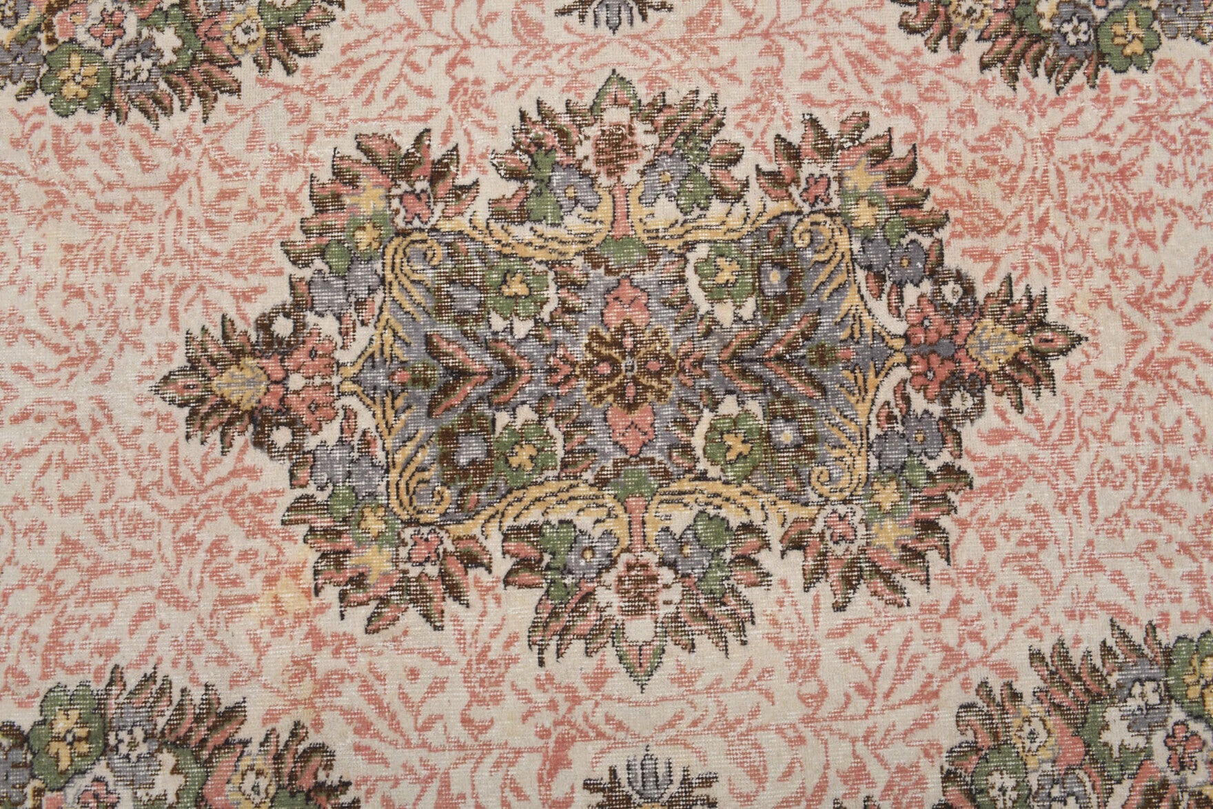 Authentic Anatolian vintage area rug (1970s) with oriental design – one-of-a-kind at Fame Rugs