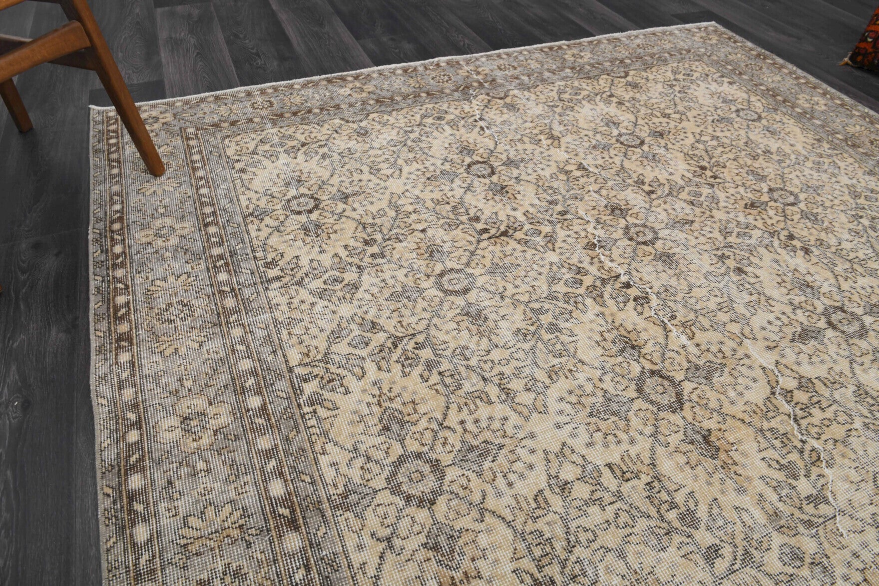 Bordered Floral Hereke Vintage Rug
