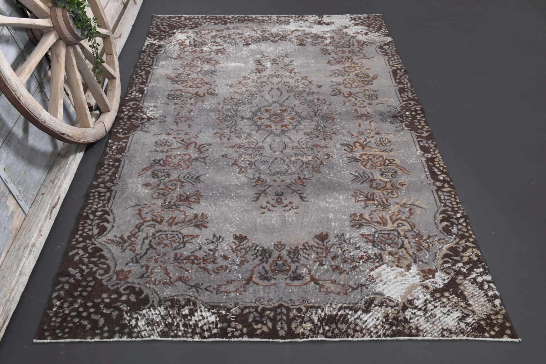 6x9 Vintage Gray Anatolian Rug