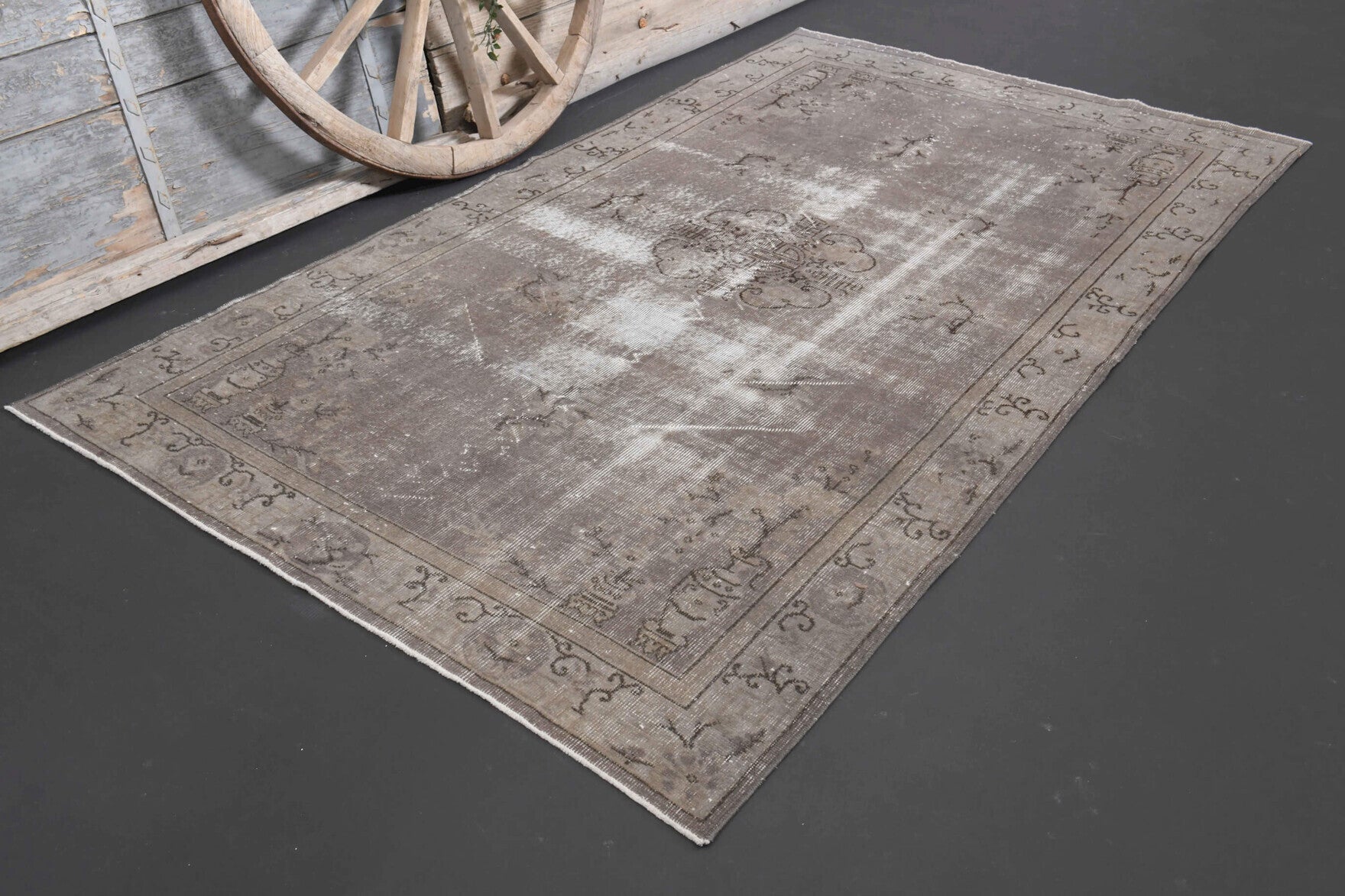 One-of-a-kind 1970s Anatolian vintage area rug in wool, 5'2" x 8'11"