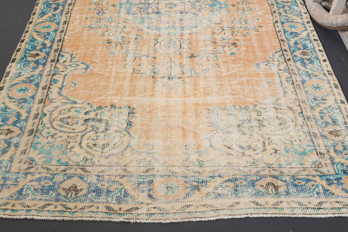 6x9 Vintage Area Anatolian Rug