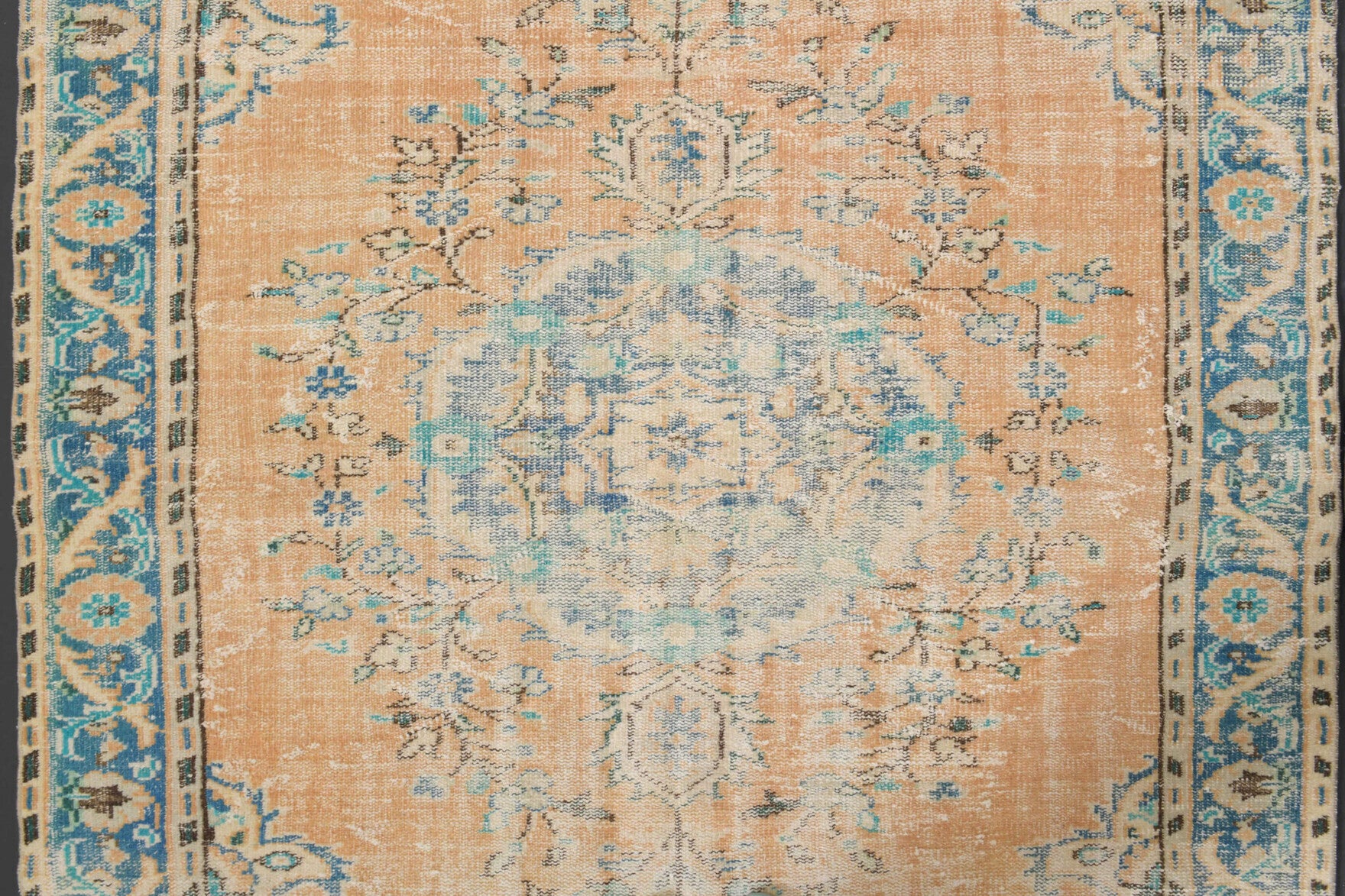 182x275 cm vintage Anatolian area rug – Pembegonca, low pile, wool